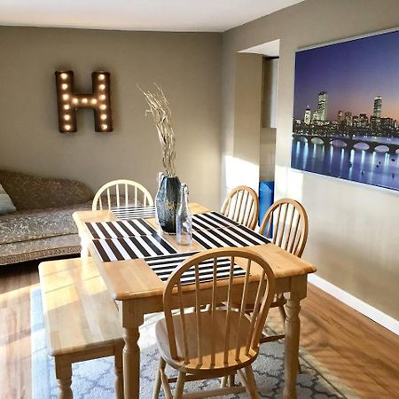 ~*Pet Friendly 30Min To Downtown*~ The Bostonian Villa Bagian luar foto
